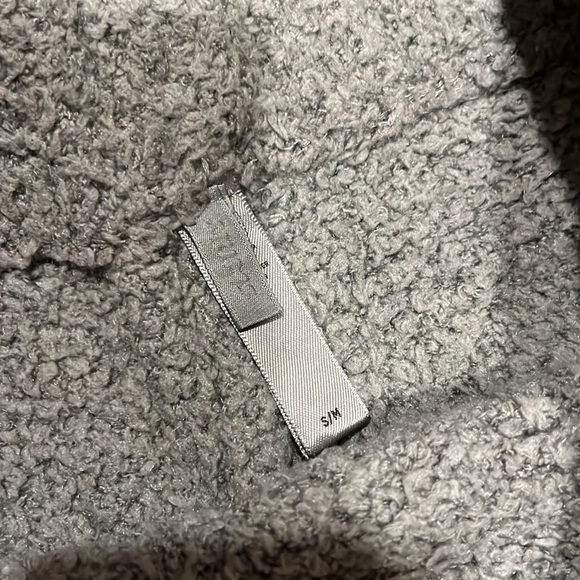 Skims Gray Cozy set - Picture 4 of 6